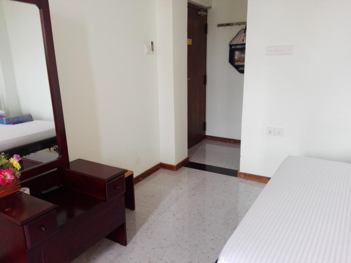 Sacred City Tourist Resort Anuradhapura Exteriör bild